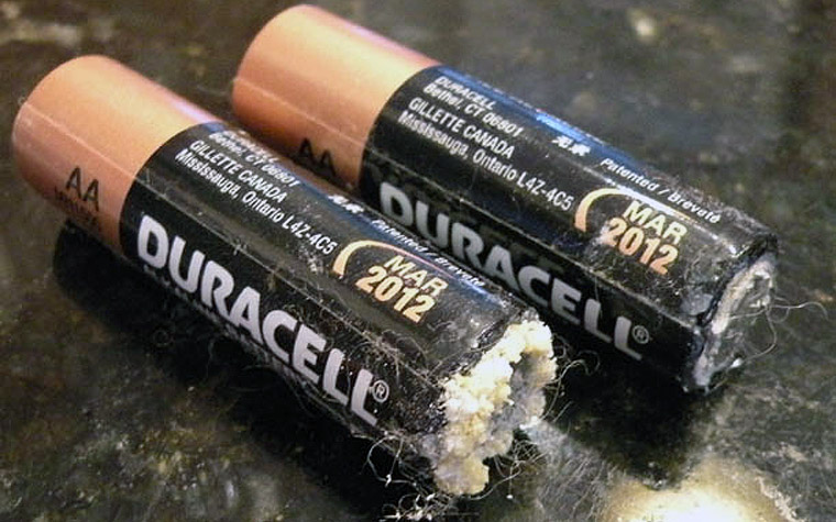 Бытовые батарейки можно ли заряжать их в зарядниках для аккумуляторов